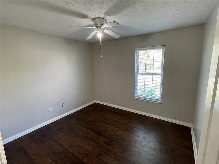 20 Tyne Ave — Photo 11
