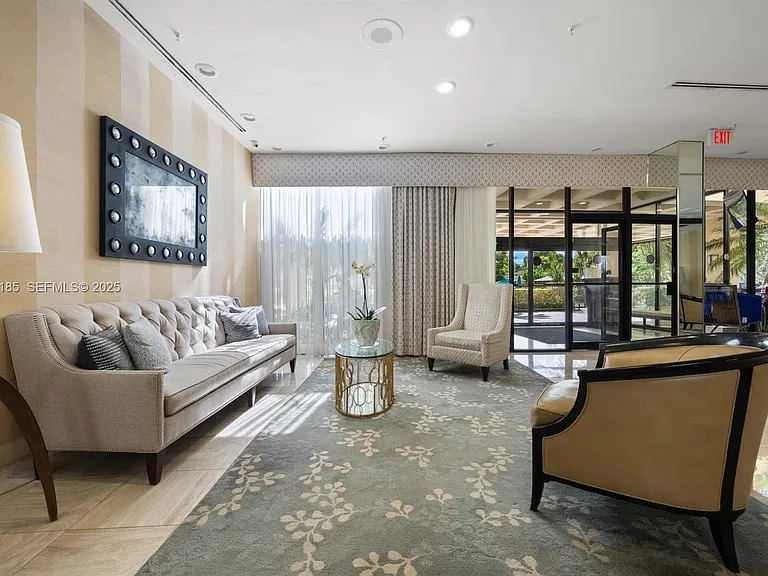 2450 Presidential Way #Penthouse 7 — Photo 18