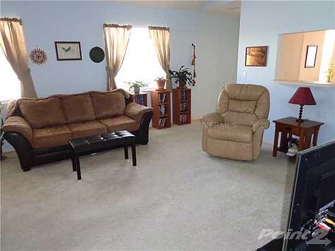 3rd image of 5751 Yorkshire Dr