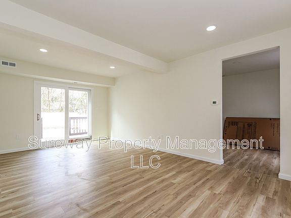 4th image of 37 Berkshire Rd