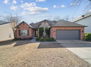 9208 E 90th St, Tulsa, OK 74133