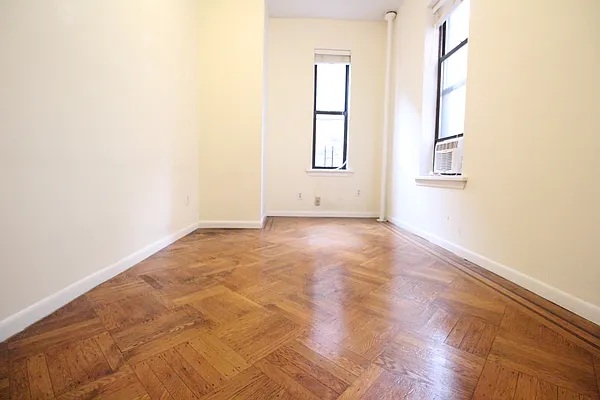 Rented by Luxor Homes & Investment Realty | media 47