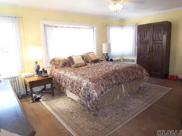 190-22 Radnor Road image 1 of 4