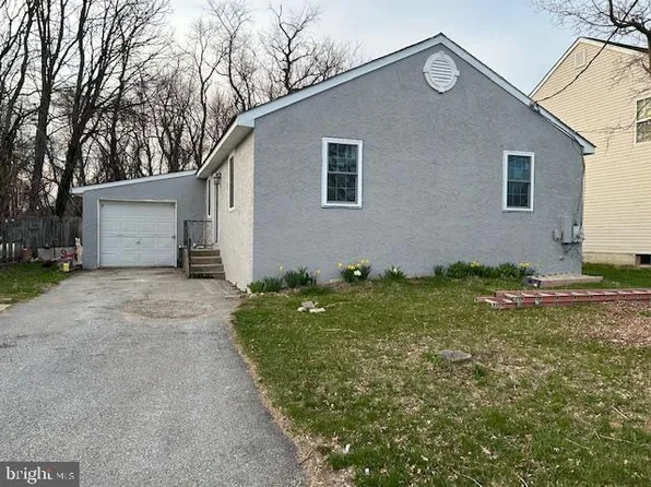 111 Meadowbrook Ave, Wilmington, DE 19804