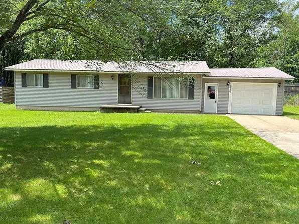 1659 Katinka Dr NE, Kalkaska, MI 49646