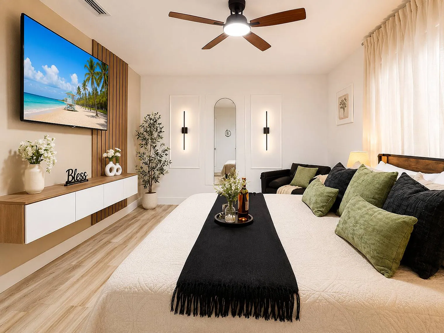 1 bed, 1.0 bath, 699 sqft, $3,660 — Photo 2