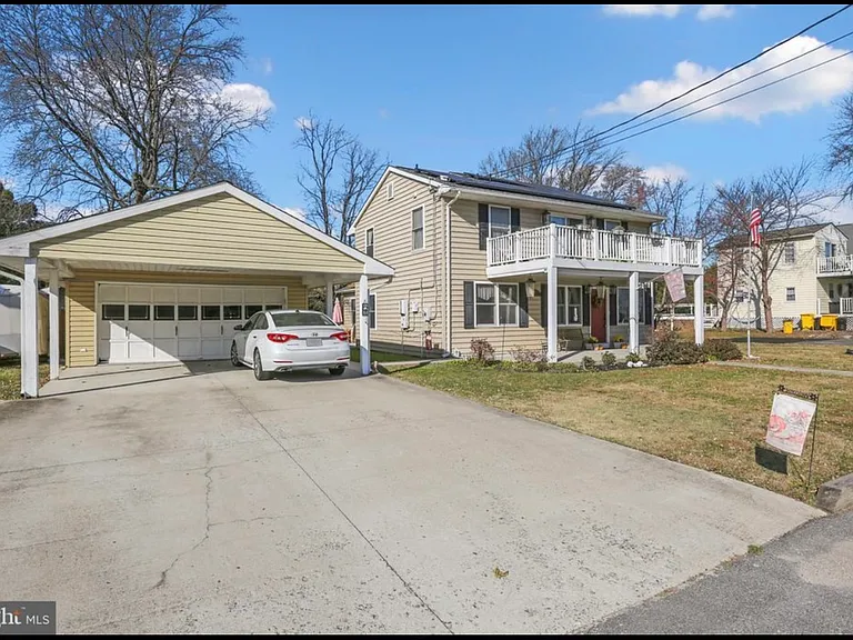 7808 Harbor Rd — Photo 3