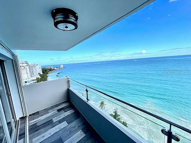 Isla Verde — Photo 19