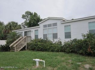 118 Magnolia Dr, Satsuma, FL 32189