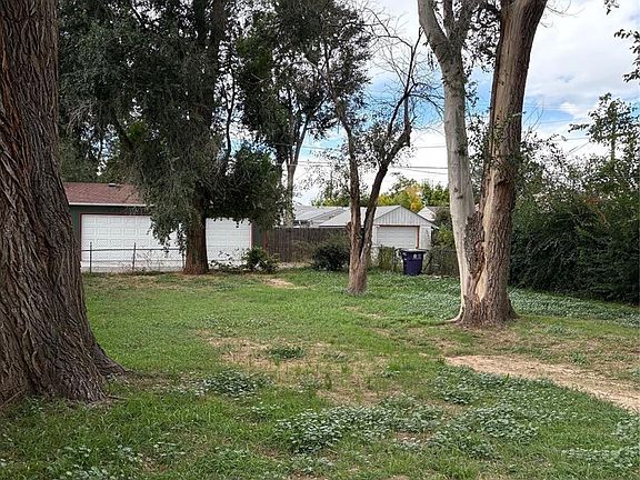 2nd image of 1565 Xanthia Street