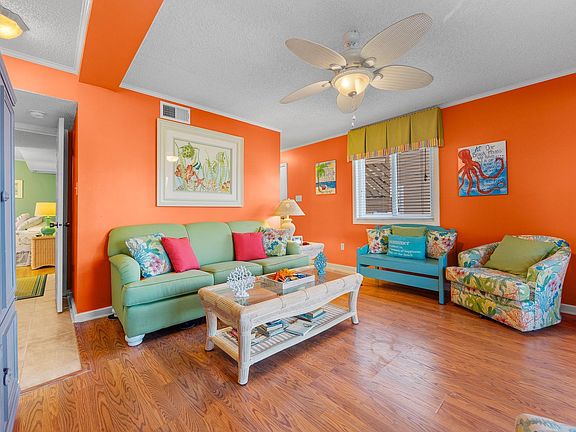 4th image of 609 Hillside Dr. #D-7