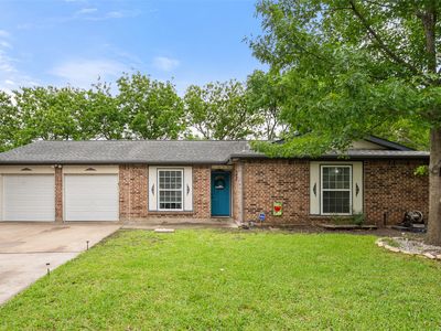 517 Curts Dr, Grand Prairie, TX, 75052