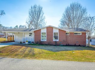 8006 Plaxco Dr, Chattanooga, TN 37421
