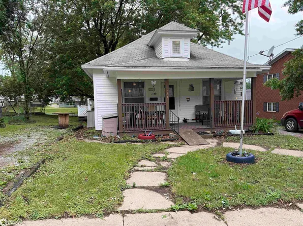 534 N 12th St, Centerville, IA 52544