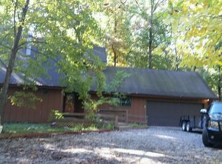 8800 E Lake San Lynn Rd, Centralia, MO 65240