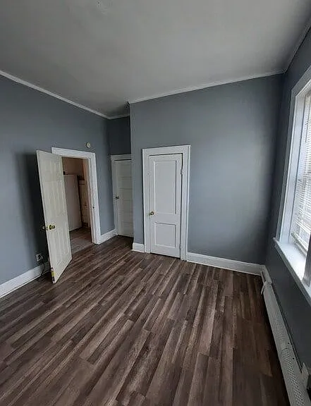 571 Jackson Ave #1R — Photo 4