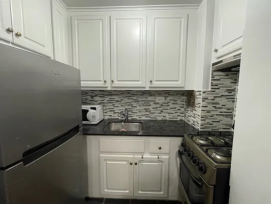 Rented by Oxford Property Group | media 11