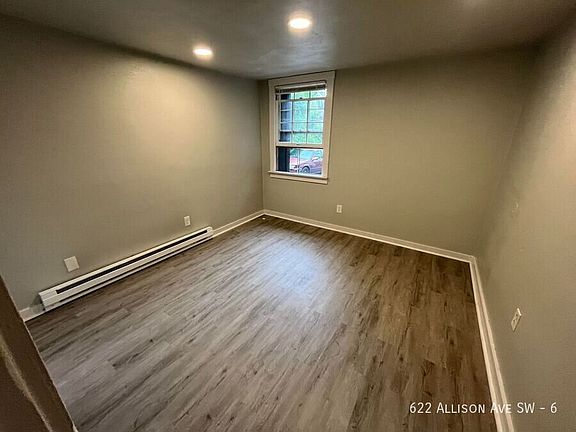 5th image of 622 Allison Ave SW #6