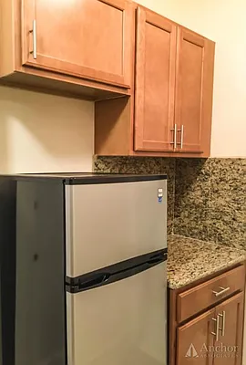 Rented by Anchor Associates | media 59