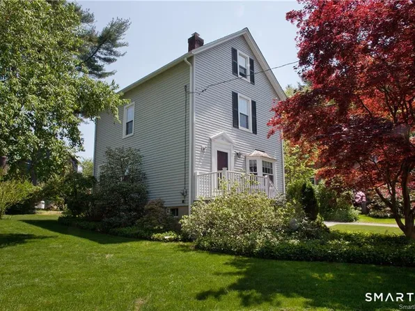 10 Woods Lane, Simsbury, CT 06070