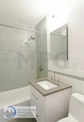 Rented by Metropolitan Property Group | media 7