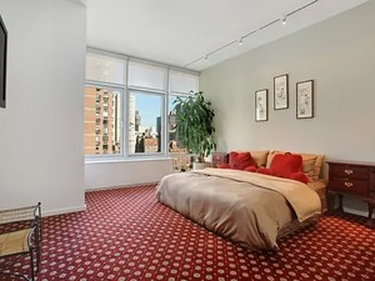 Sold by Corcoran | media 5