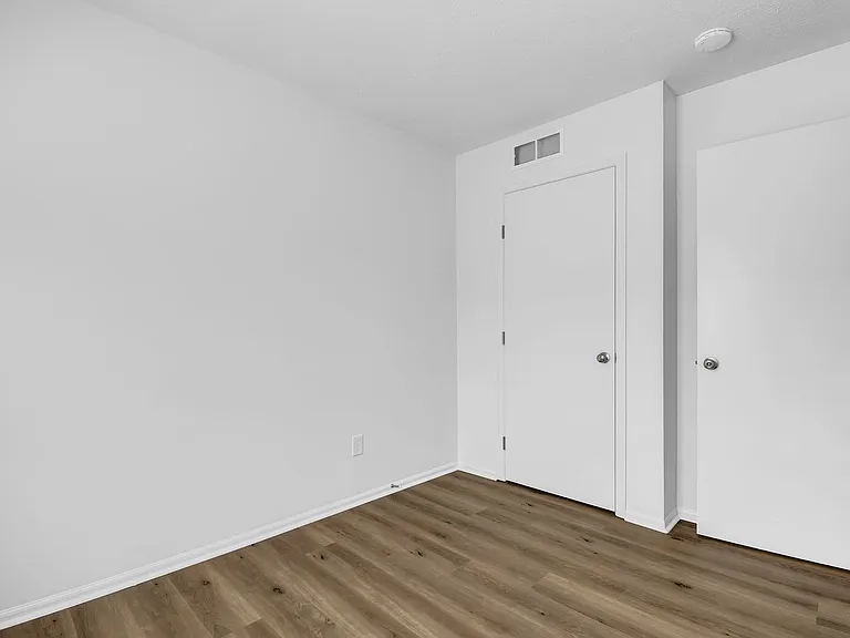 Cherry Bottom Townhomes — Photo 18