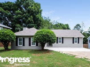 1471 Daniel Ln, Lawrenceville, GA