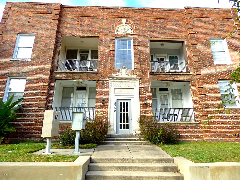 1st image of 2359 Oak St APT 8
