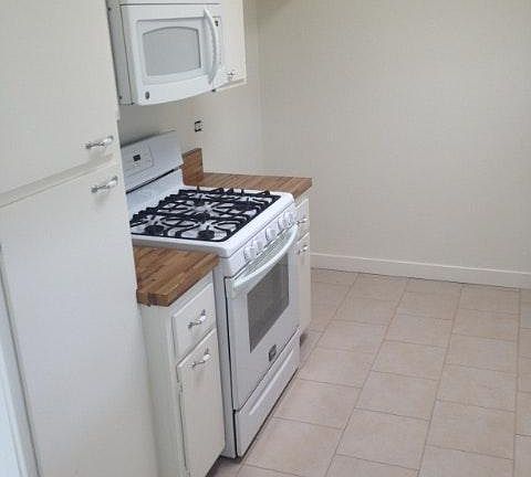 5th image of 1414 Greenfield Ave APT 305