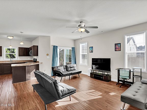 5th image of 254 Currituck Drive