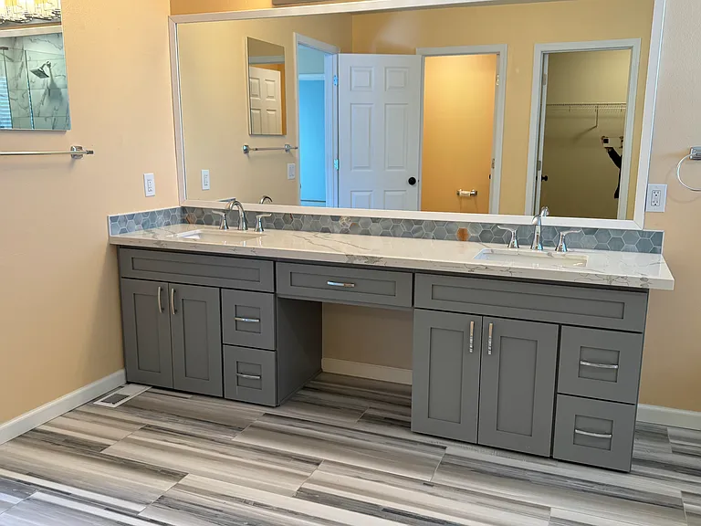 Primary suite bath