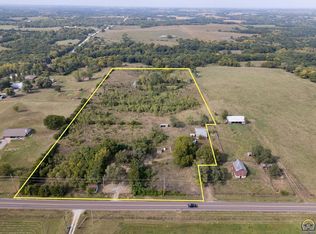 15644 94th Rd, Topeka, KS 66617