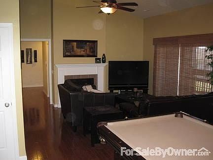 Dining/Living room