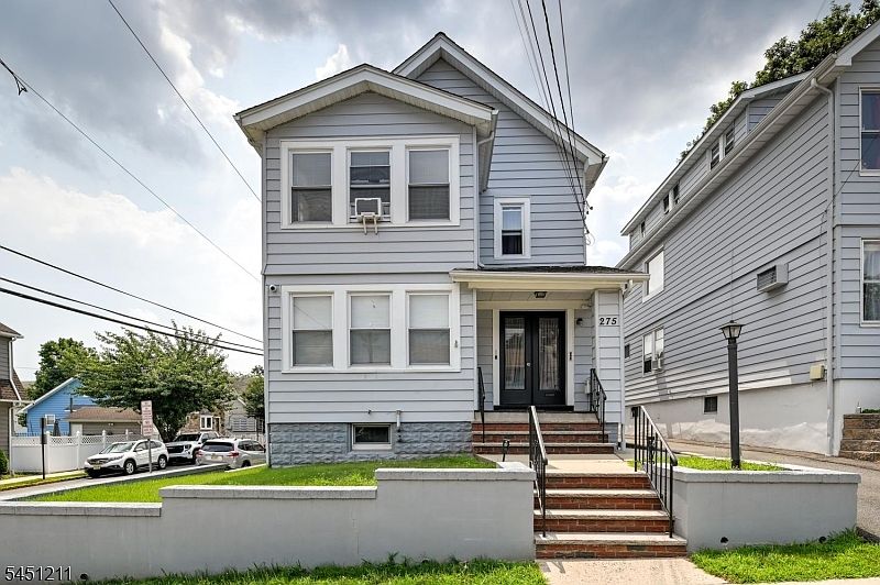 1st image of 275 Greylock Pkwy #3