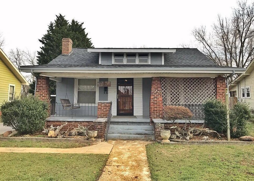 1st image of 1700 Chicago Ave