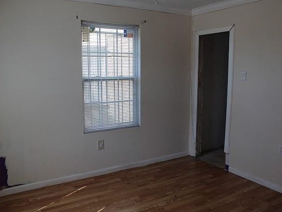 4th image of 7079 Barrington Ct
