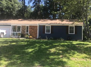 204 Crestwood Dr, Summerville, SC 29483