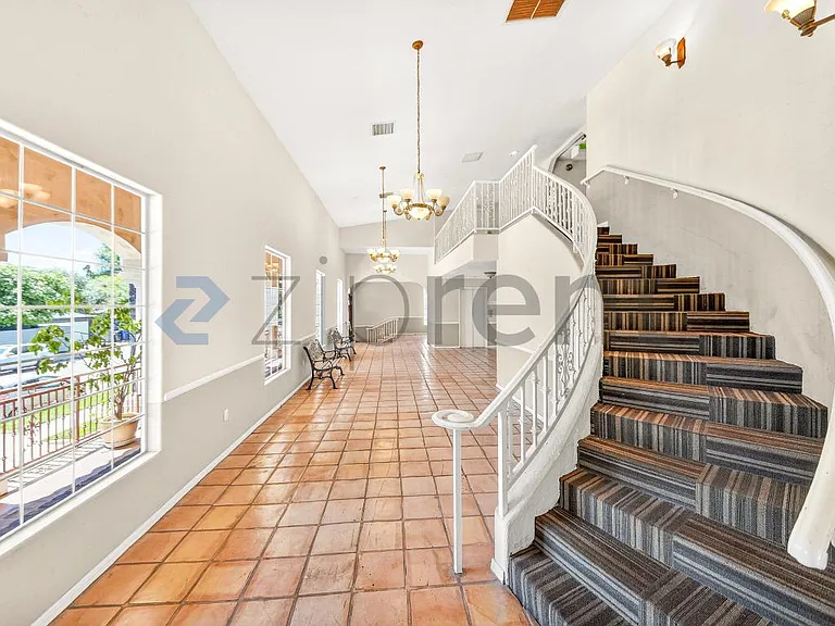 14335 Huston St #C — Photo 4