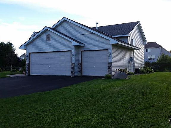 4th image of 13985 Hill Place Dr
