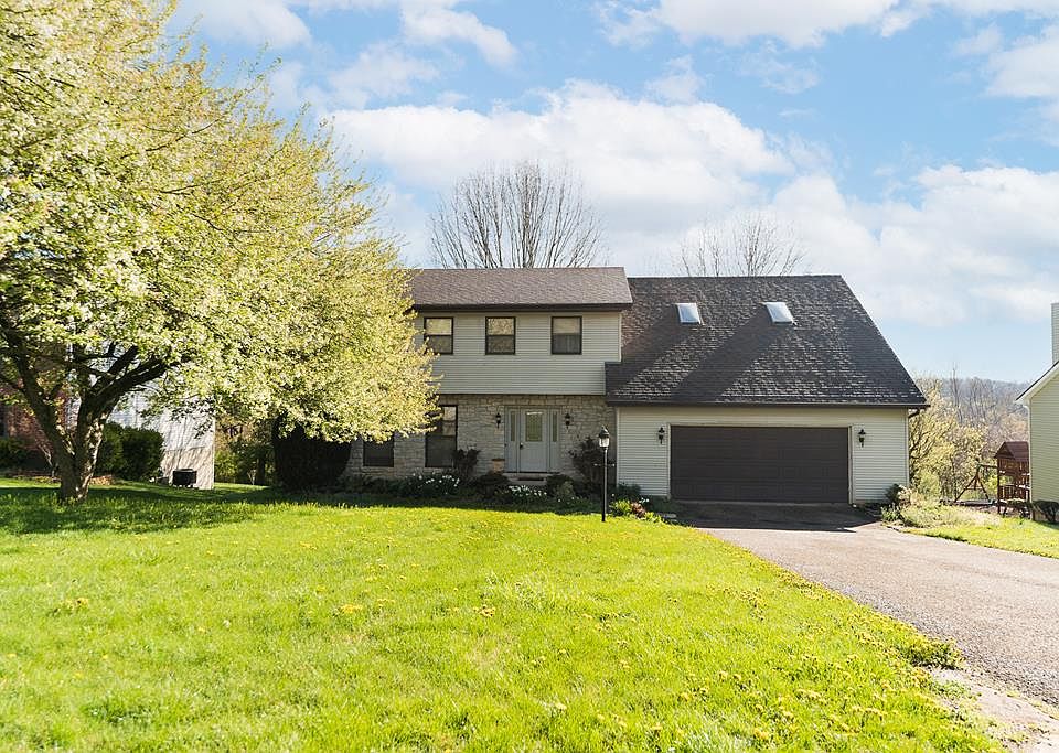 1st image of 46 Ledgewood Dr
