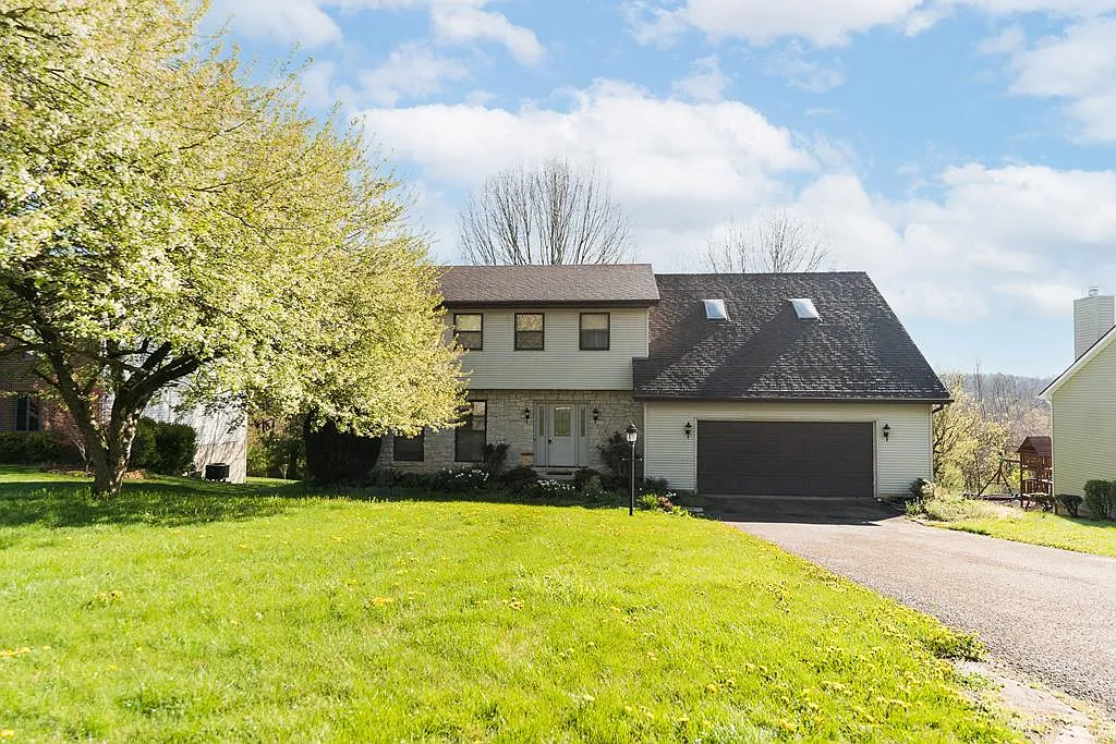 46 Ledgewood Dr photo 1