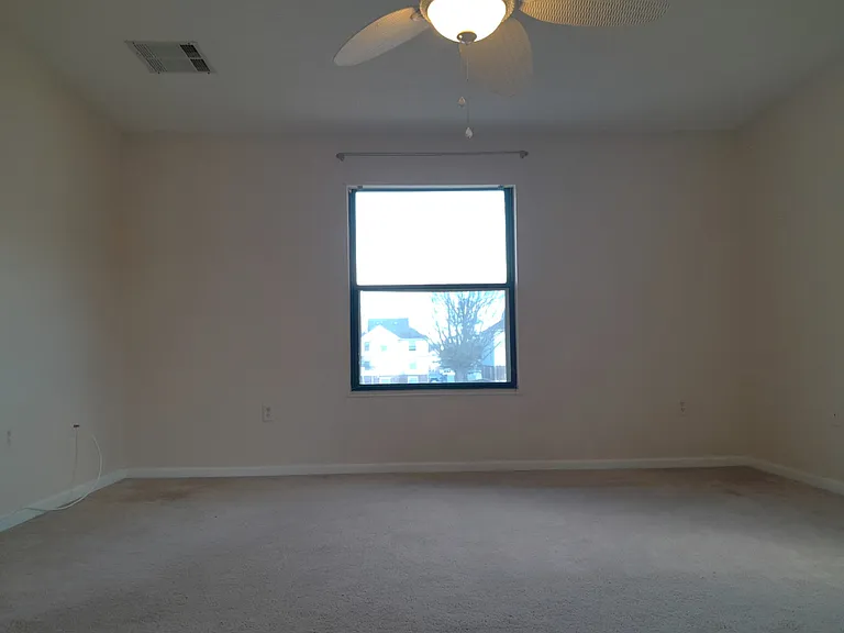 803 Stratford Way #J — Photo 11