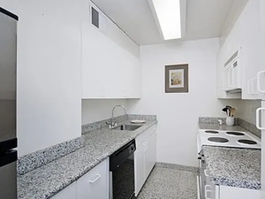 Sold by Corcoran | media 16