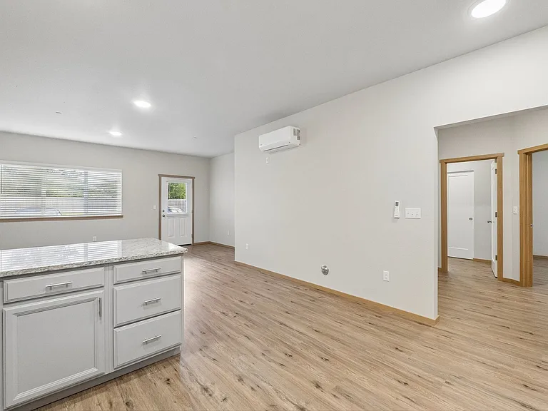Ridgeline Apartments — Photo 53