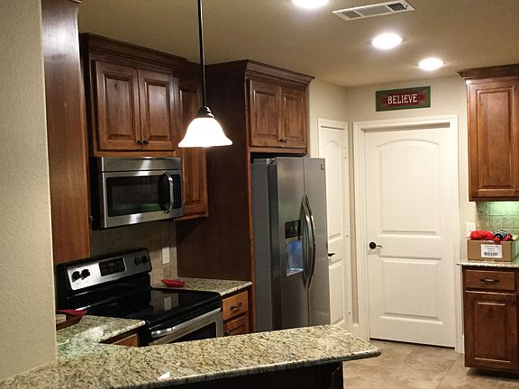 5th image of 11096 Westhaven Cir
