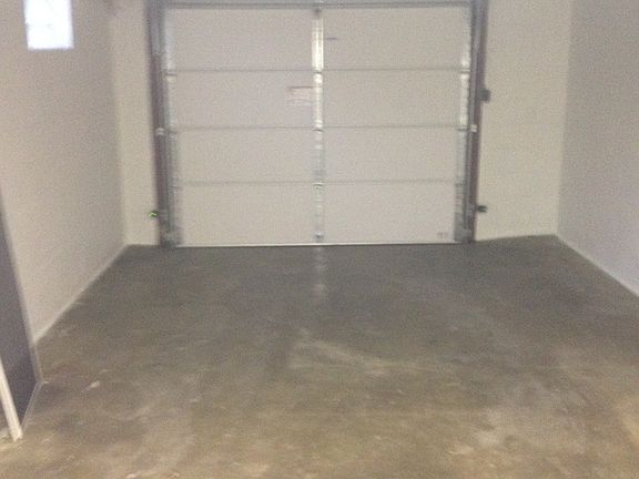 Garage 2