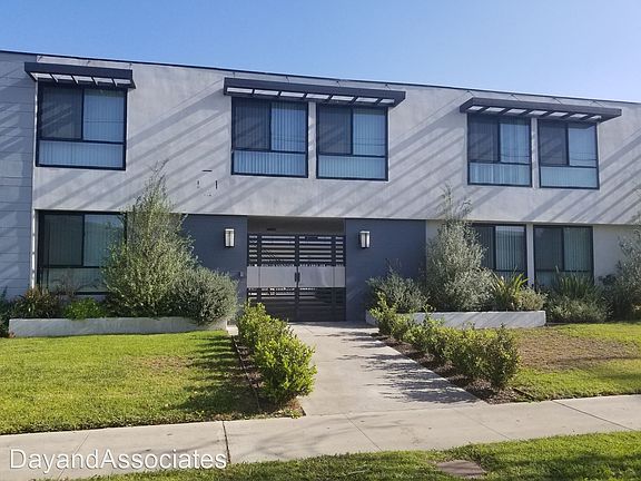2nd image of 16900 Crenshaw Blvd APT 15