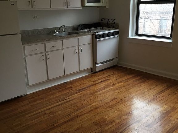 2nd image of 3989 51st St APT 2C