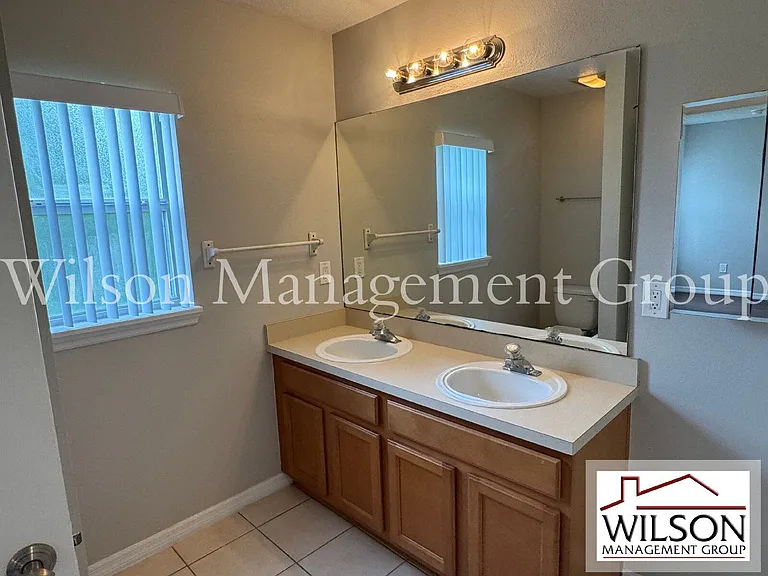 4944 Waterside Pointe Cir — Photo 19